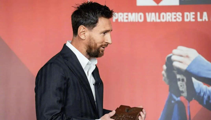 开云登录网址入口-巴萨大选多名重量级人物联系梅西，他始终沉默|莱昂内尔·梅西|巴塞罗那|每日体育报|候选人|俱乐部_新浪体育_新浪新闻